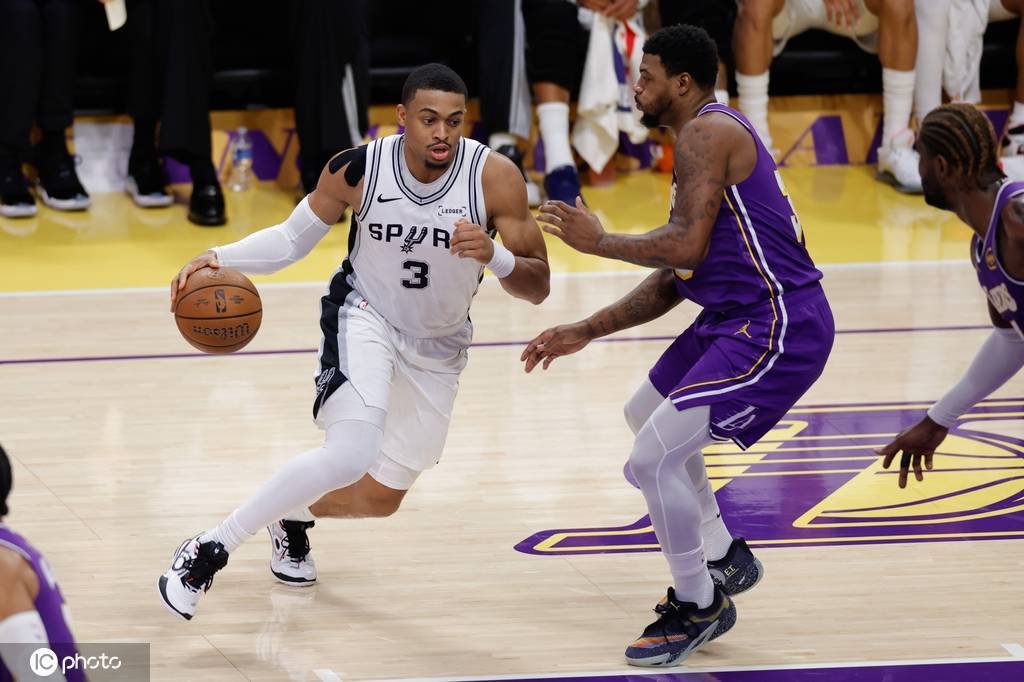 无文班却经历惊人蜕变 这一次马刺崛起终于成真了?